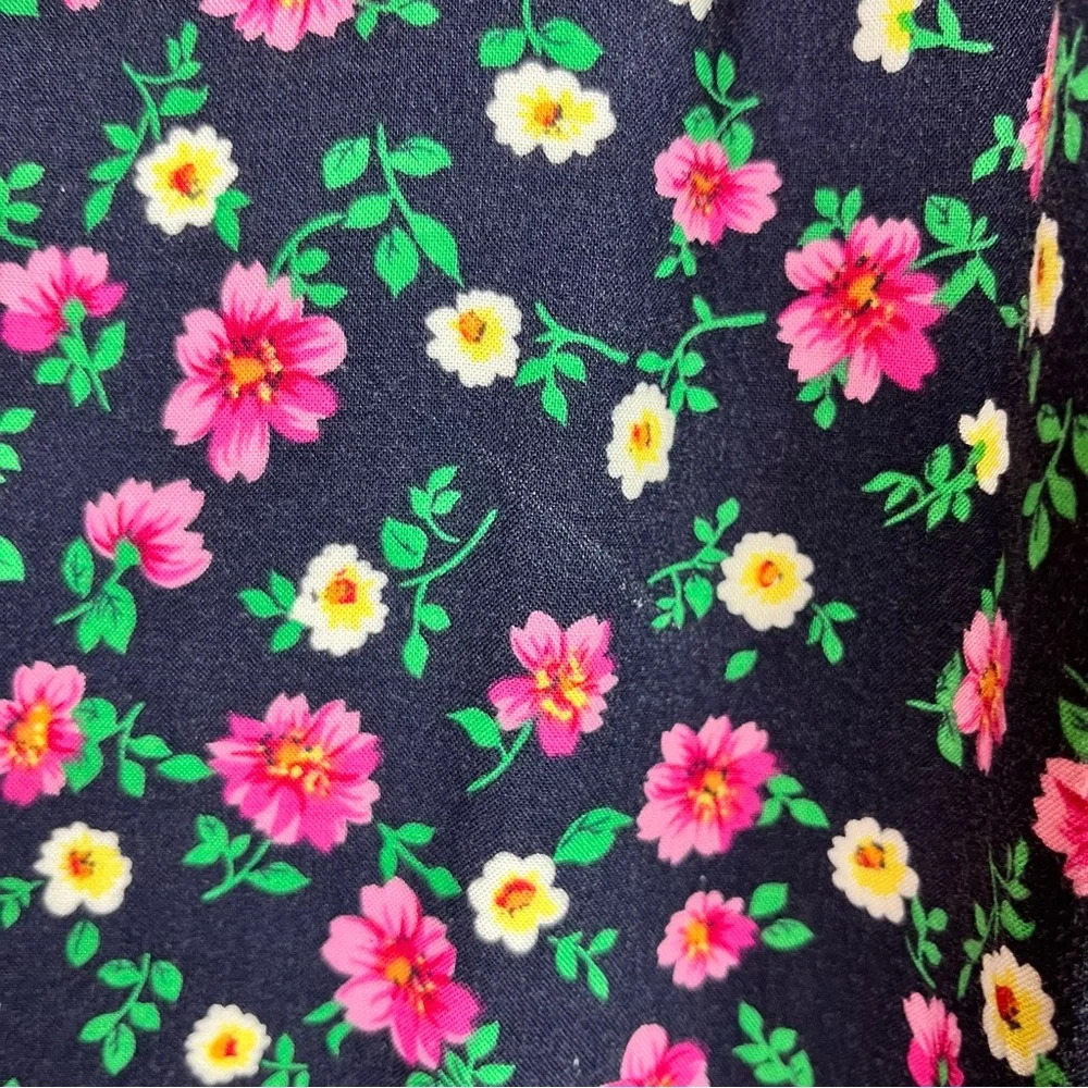Appleseeds Vintage Floral Skirt with Pockets